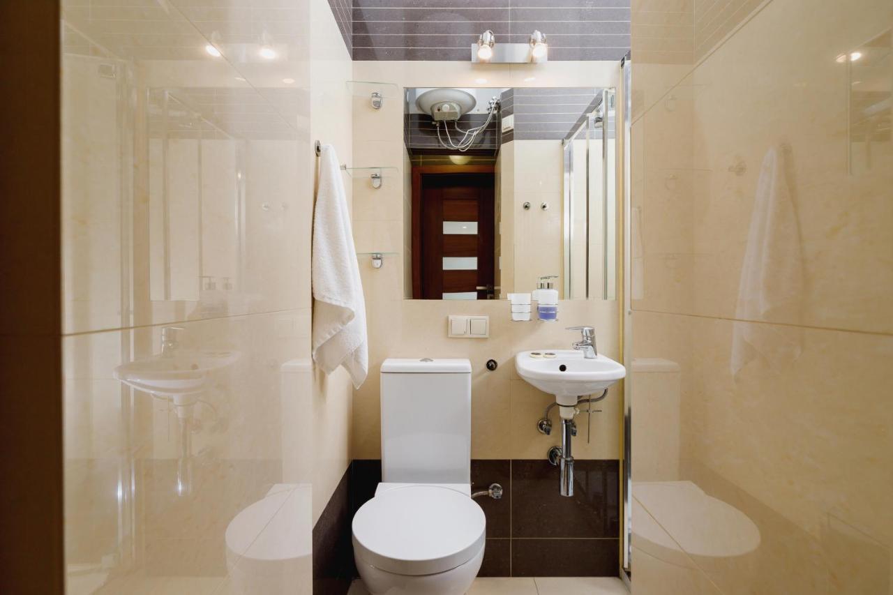 Apartamento Studio Krowoderska Kraków by Renters Exterior foto